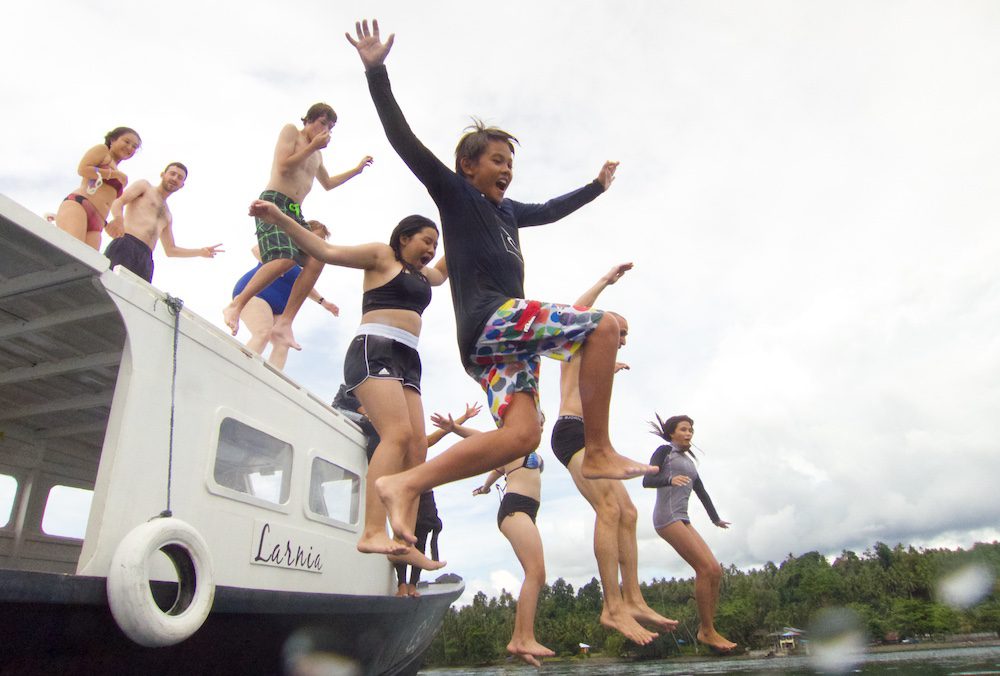 Family-snorkeling-North-Sulawes