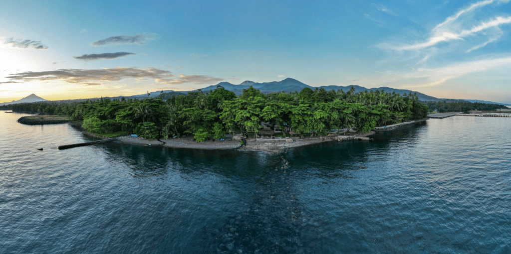 6 Manado and North Sulawesi, Indonesia